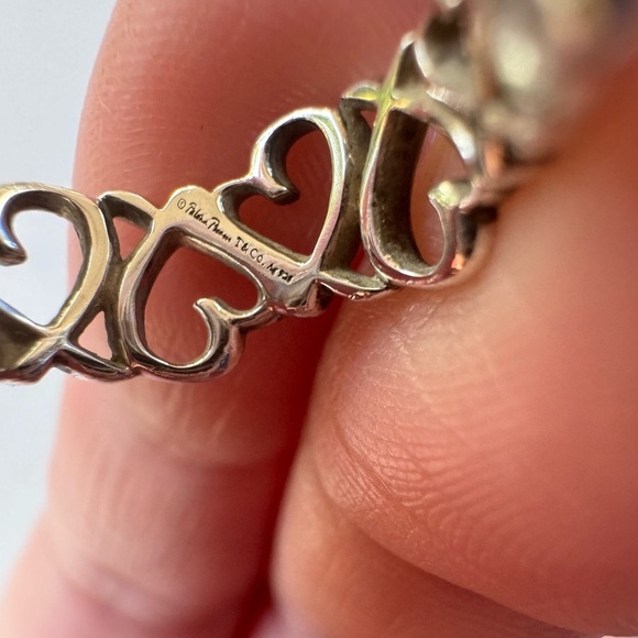 Tiffany & Co. loving hearts band - Picture 3 of 3